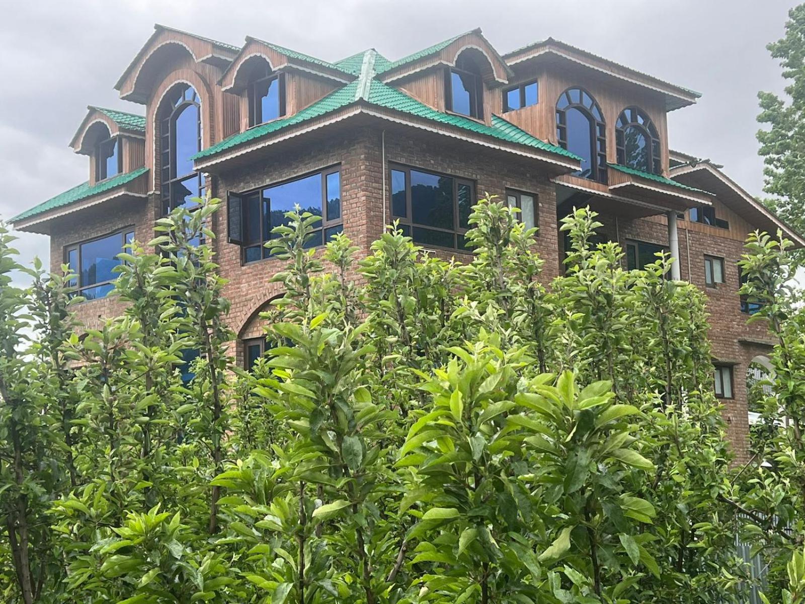 Mountain Orchard Retreat Pahalgam Hotel Exterior photo